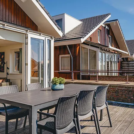3 Bedroom Pet Friendly In Uitgeest