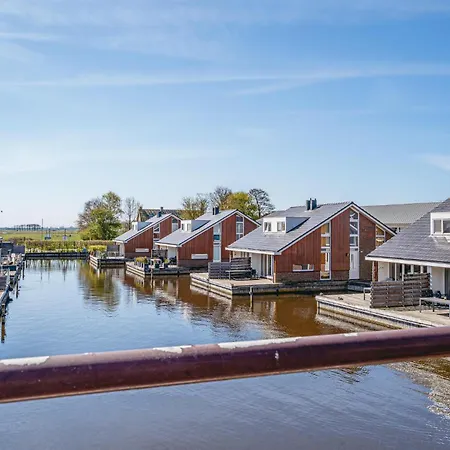 Holiday home 3 Bedroom Pet Friendly In