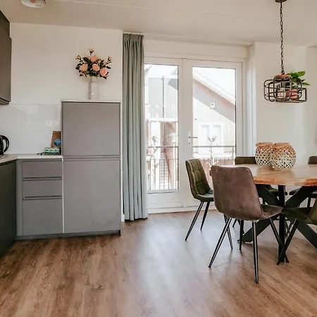 3 Bedroom Pet Friendly In Σπίτι διακοπών Uitgeest