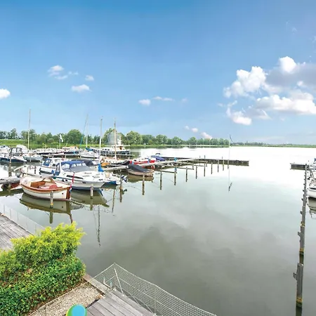 3 Bedroom Pet Friendly In * Uitgeest